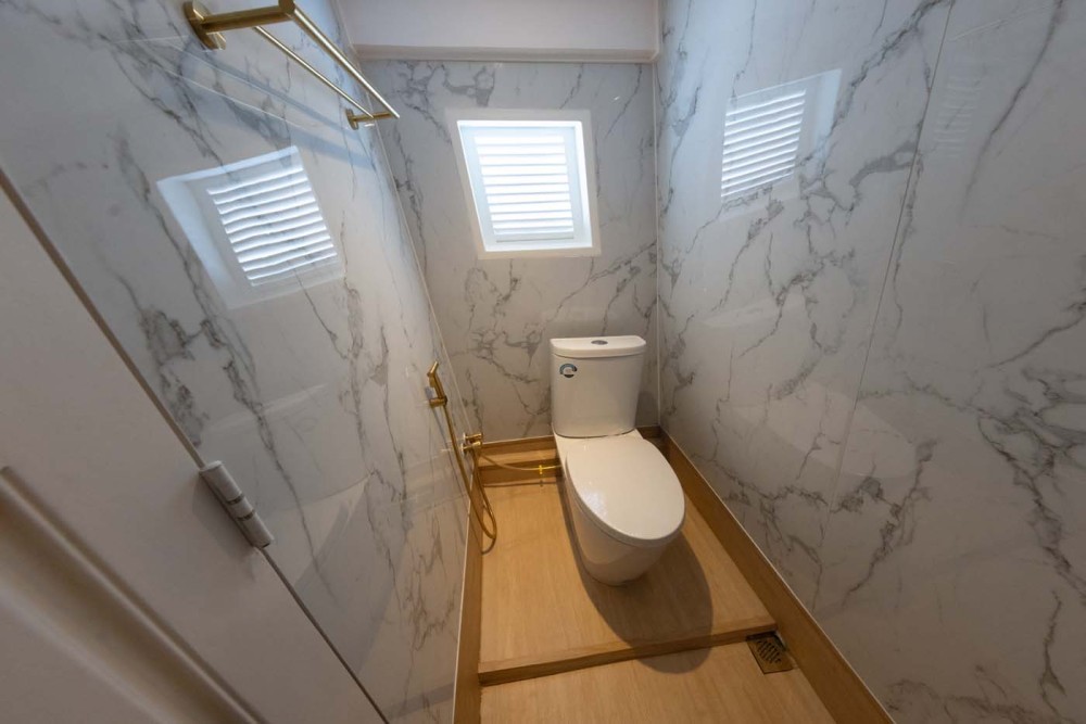 master cabin bathroom